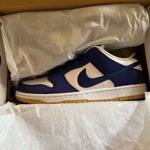 BRAND NEW IN BOX Nike SB Dunk Low Los Angeles Dodgers